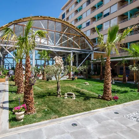 Phoenicia Royal מלון 5*