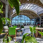 Hotel Phoenicia Royal 5*
