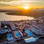 Hotel Phoenicia Royal 5*