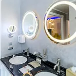 Phoenicia Royal