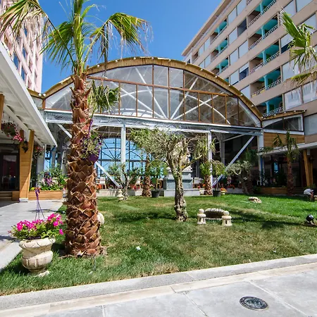 Phoenicia Royal Hotel