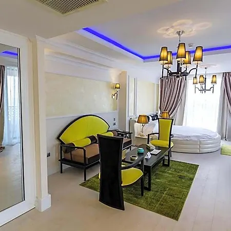 Phoenicia Royal 5* ナボダリ