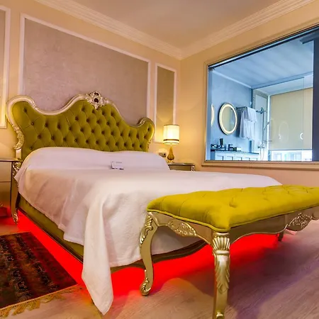 Phoenicia Royal Hotel