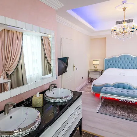 Phoenicia Royal