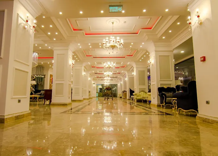 Phoenicia Royal Hotel 5*