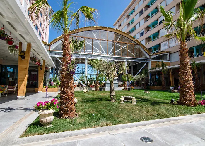 Phoenicia Royal Hotel