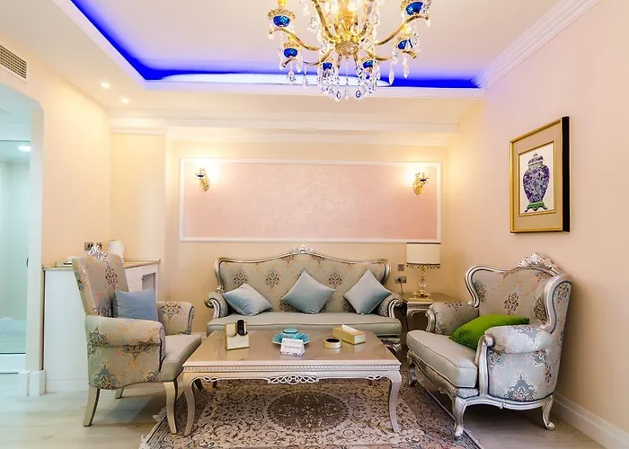 Phoenicia Royal Hotel