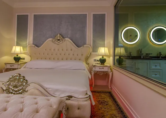 Phoenicia Royal Hotel 5*